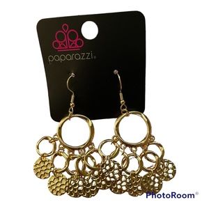 Paparazzi Elegant Earring